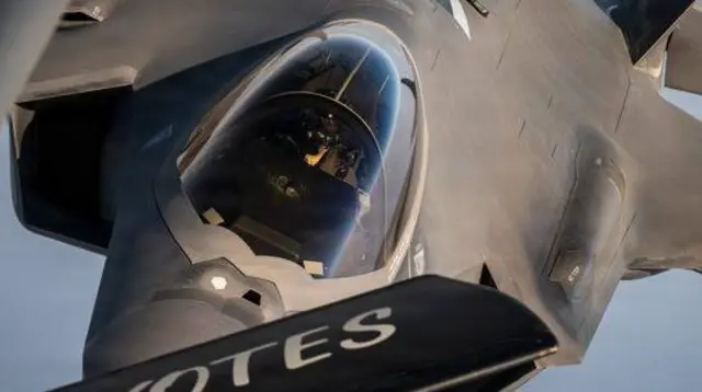 طائرة مقاتلة شبحية من طراز F-35A