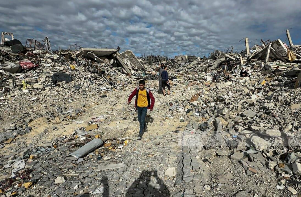 اسرائيل: بوابات لنقل الفلسطينيين إلى المحميات الإنسانية الجديدة في جنوب قطاع غزة واختفاء ركام رفح .. اسرائيل: بوابات لنقل الفلسطينيين إلى المحميات الإنسانية الجديدة في جنوب قطاع غزة واختفاء ركام رفح ..