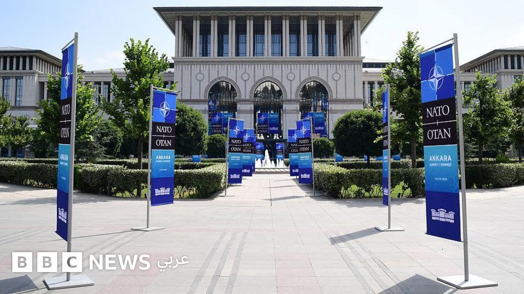 قادة “الناتو” يجتمعون في أنقرة تحت ضغط ترامب، وناقلة نفط تتعرض لهجوم قرب مضيق هرمز قادة "الناتو" يجتمعون في أنقرة تحت ضغط ترامب، وناقلة نفط تتعرض لهجوم قرب مضيق هرمز