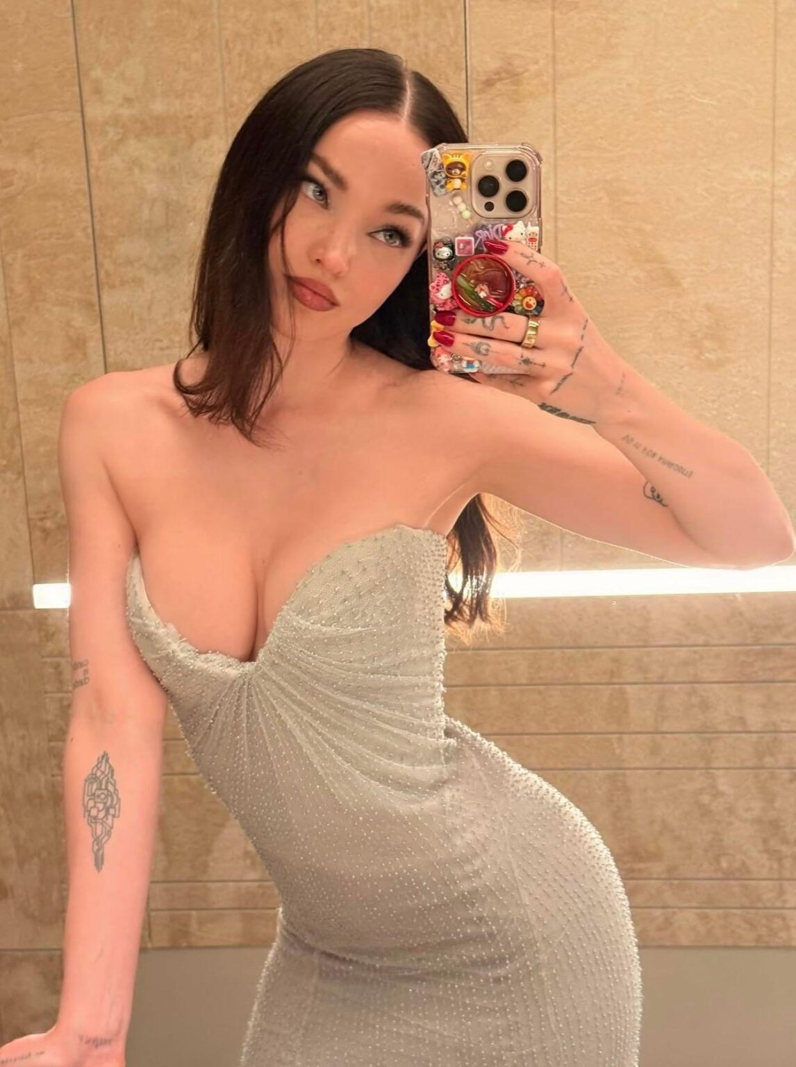 Dove Cameron
