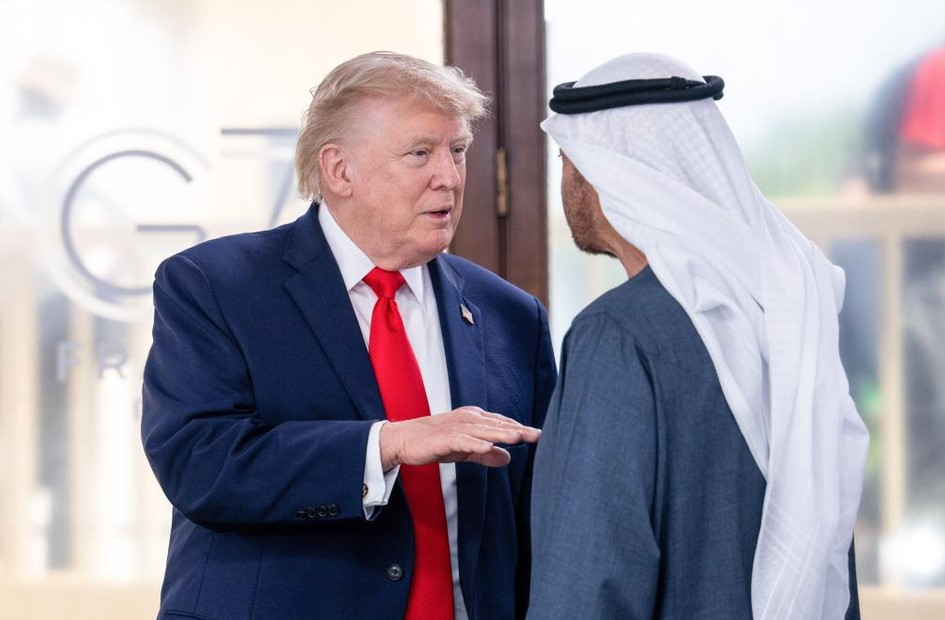 لماذا منحت واشنطن الإمارات وصولاً أوسع إلى رقائق الذكاء الاصطناعي؟ لماذا منحت واشنطن الإمارات وصولاً أوسع إلى رقائق الذكاء الاصطناعي؟