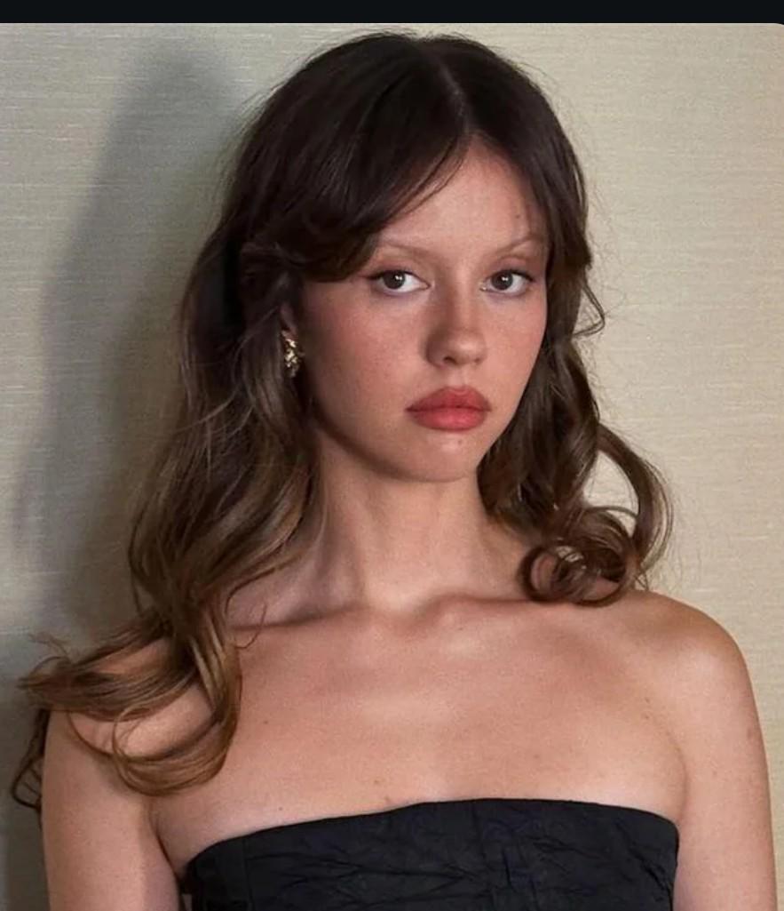 Mia Goth