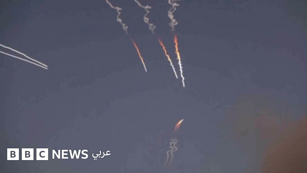 إيران تقصف أهدافاً في الكويت، وسماع دوي انفجارات في المنامة إيران تقصف أهدافاً في الكويت، وسماع دوي انفجارات في المنامة