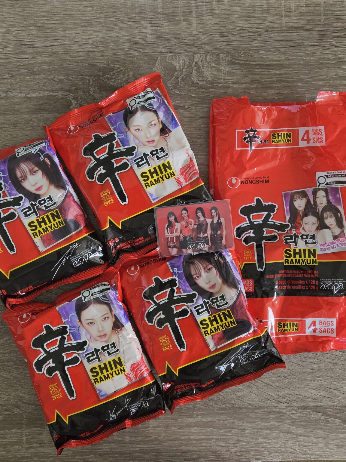 aespa Shin Ramyun - تم العثور على بطاقة ضوئية!