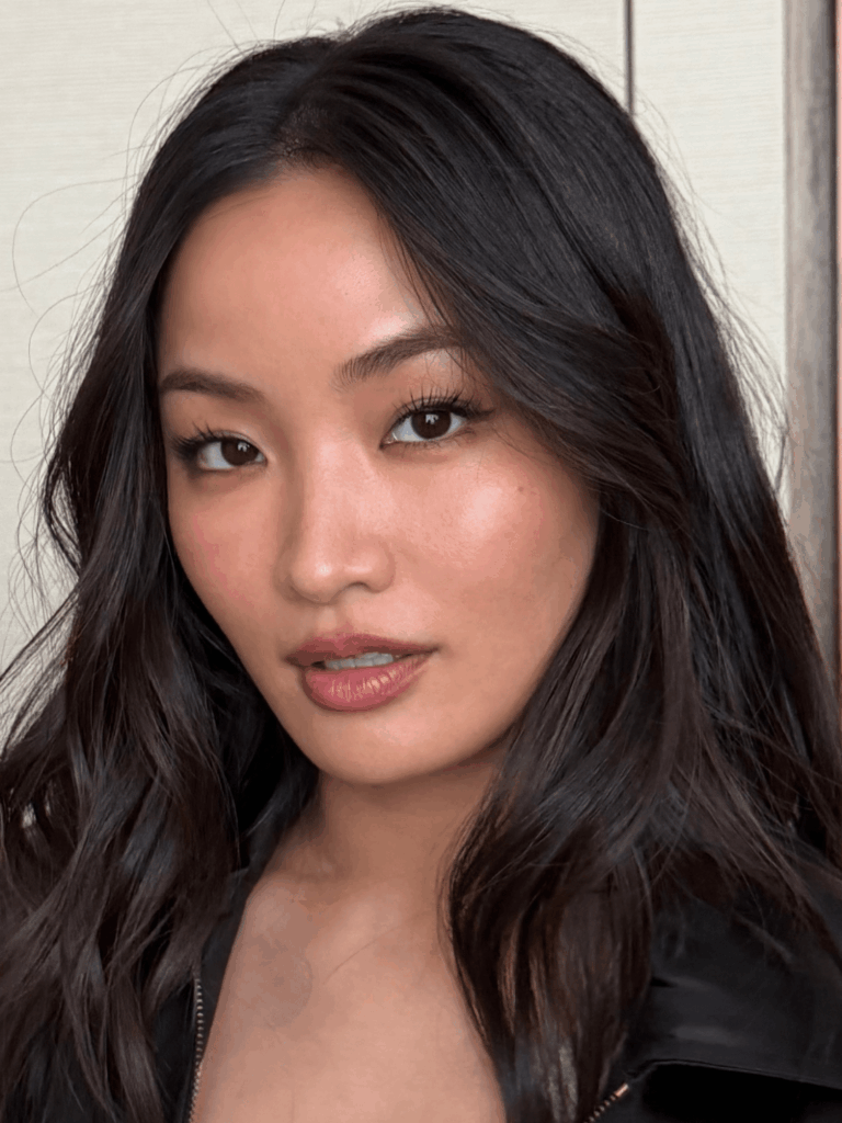 Anna Sawai