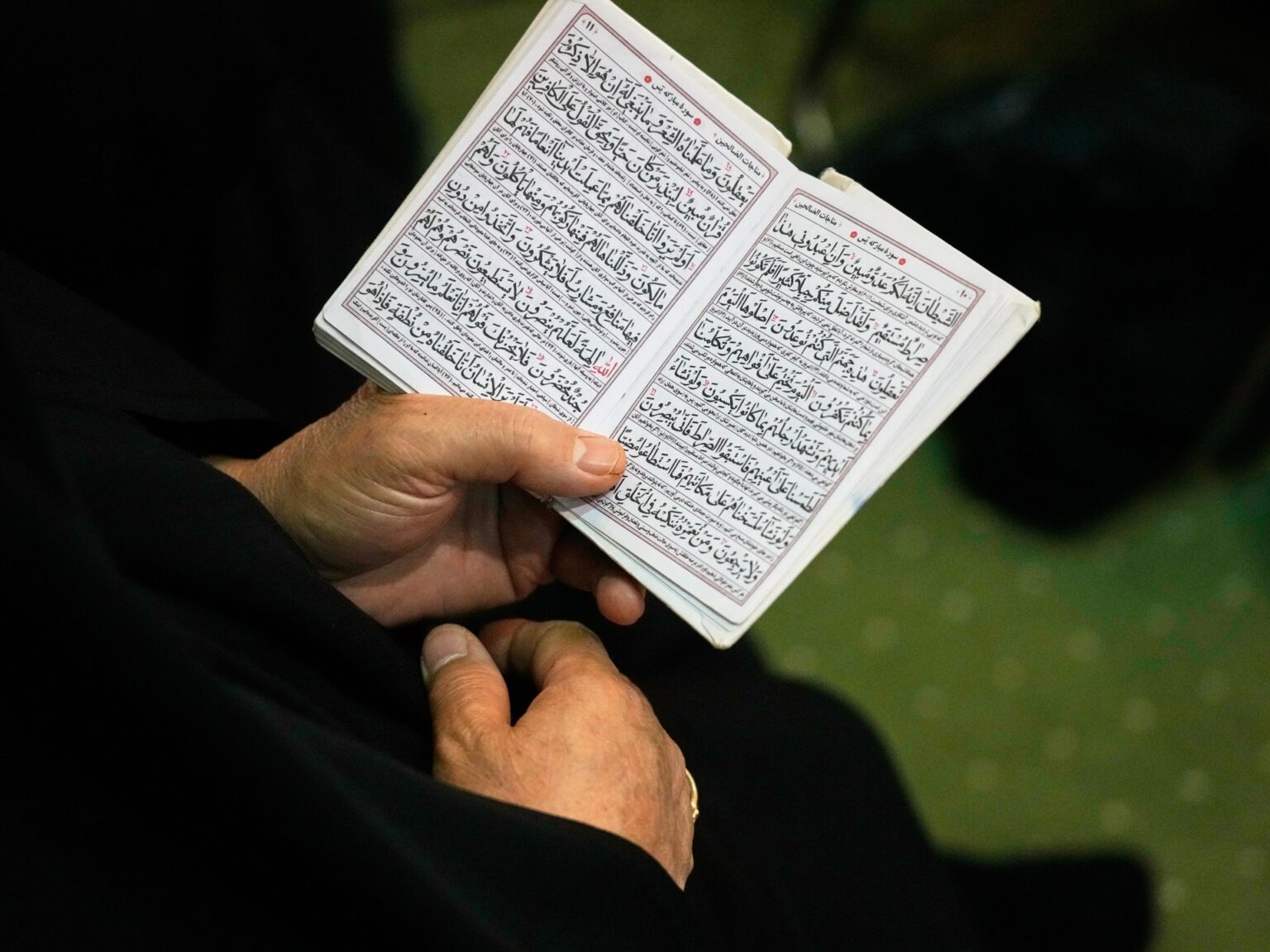 منهج اختياري عن الإسلام والعرب يثير عاصفة يمينية بأمريكا.. ما القصة؟ | أخبار منهج اختياري عن الإسلام والعرب يثير عاصفة يمينية بأمريكا.. ما القصة؟ | أخبار