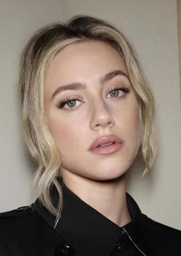 Lili Reinhart