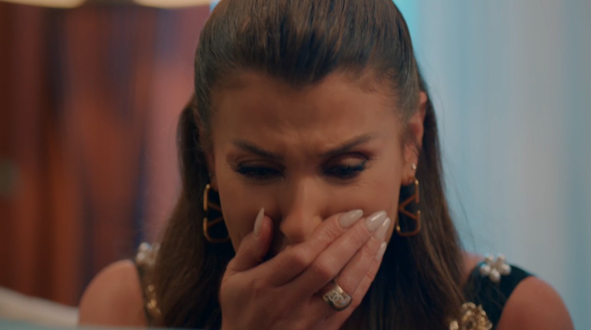 مسلسل حب على ورق الحلقة 18