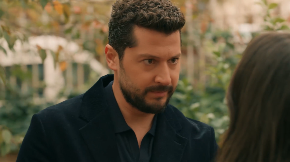 مسلسل حب على ورق الحلقة 25