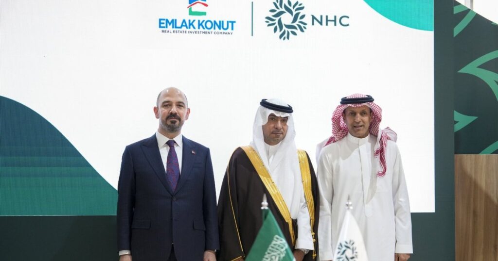 شركة تركية تشرع في سبتمبر ببناء مشروع عقاري داخل الحرم المكي | اقتصاد