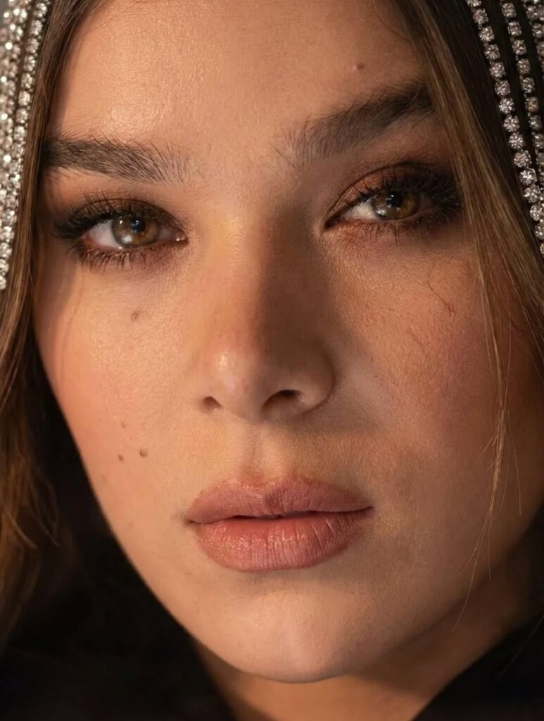 Hailee Steinfeld