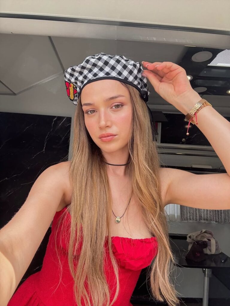 Ceren Ayruk