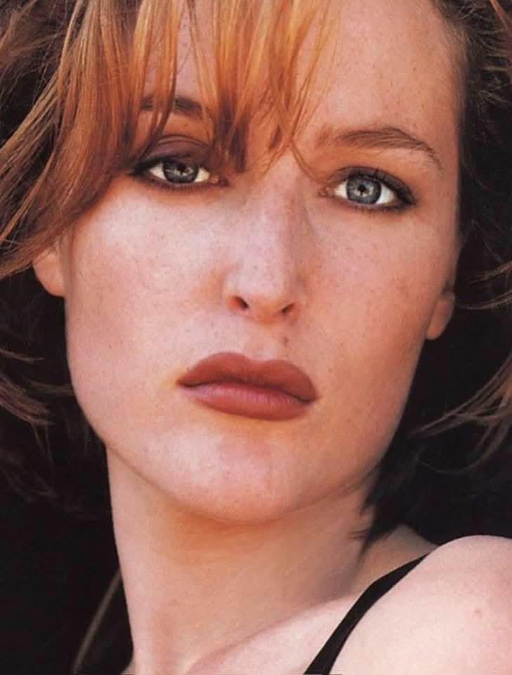 Gillian Anderson