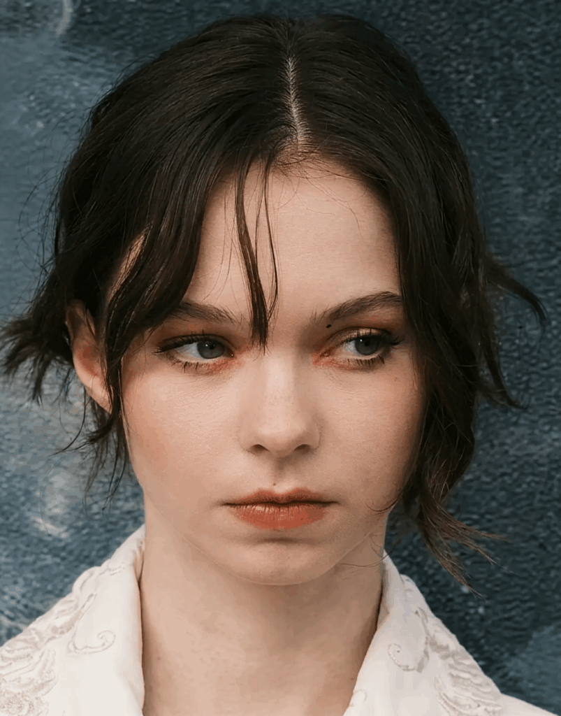Emma myers