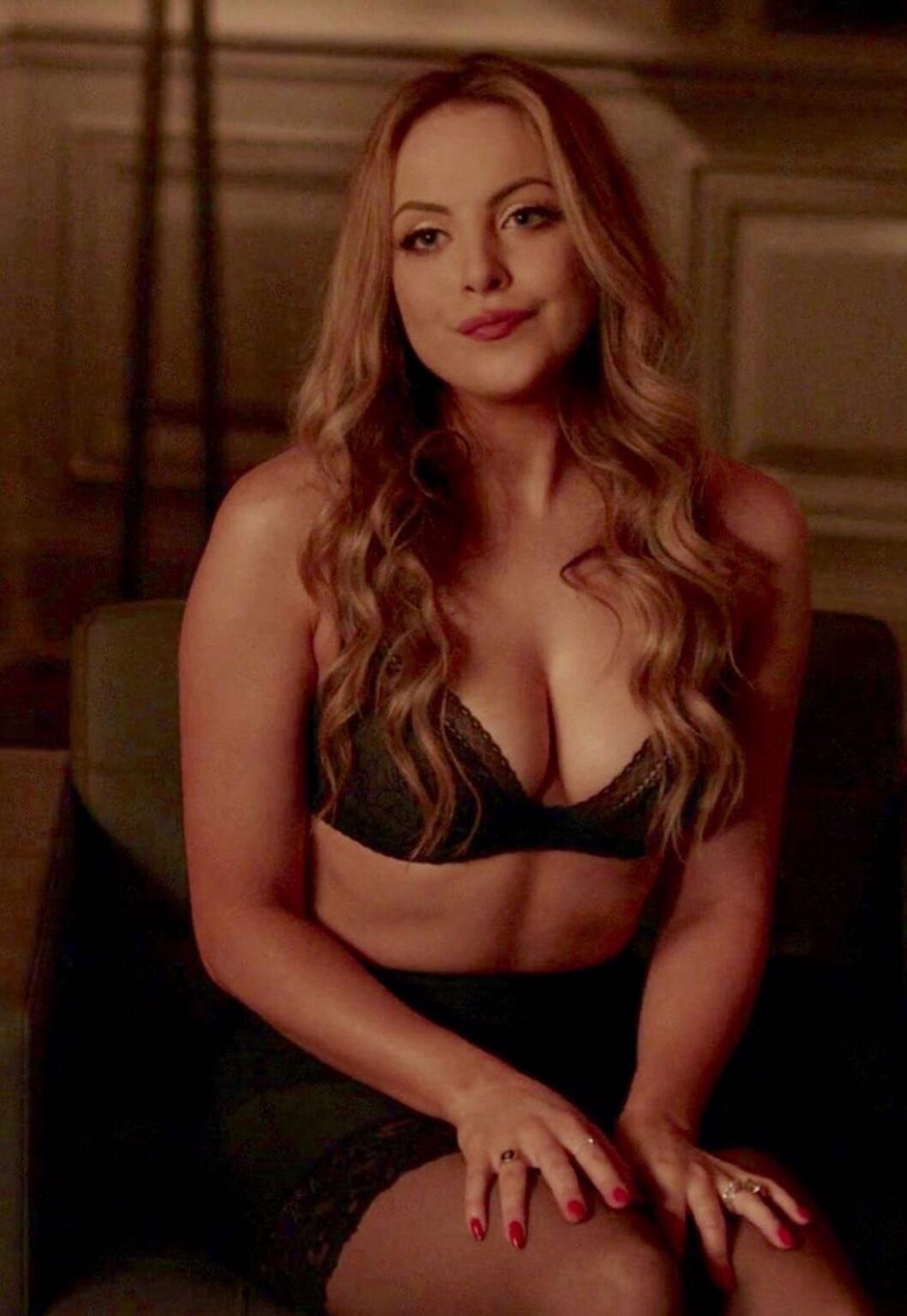 Elizabeth Gillies