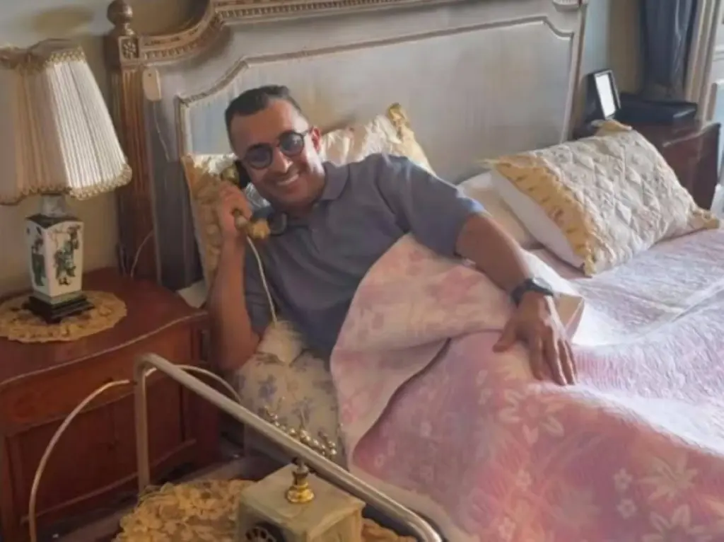 سلمان عبد الله صاحب واقعة منزل عبد الحليم حافظ لـ«المصري اليوم»: دخلت المنزل والتقطت الصور بإذن المسؤولين صاحب واقعة منزل عبد الحليم