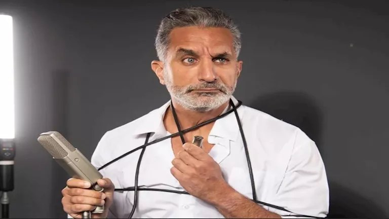 باسم يوسف يعلق على حفل عمرو دياب: "بطلنا تنطيط وأنت مكمل"