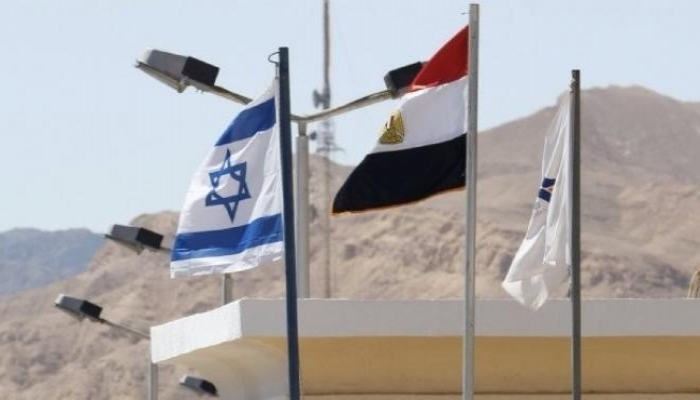 صورة في كتاب مدرسي مصري تشعل غضبًا في إسرائيل.. وخريطة بلا اسمها تثير الجدل صورة في كتاب مدرسي مصري تشعل غضبًا في إسرائيل.. وخريطة بلا اسمها تثير الجدل