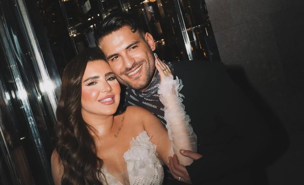 زوجة الفنان مسلم تورّطه بمقاطعة الاردن له…هل ينقذه حفل المصالحة؟ موقع بصراحة-موقع النجوم