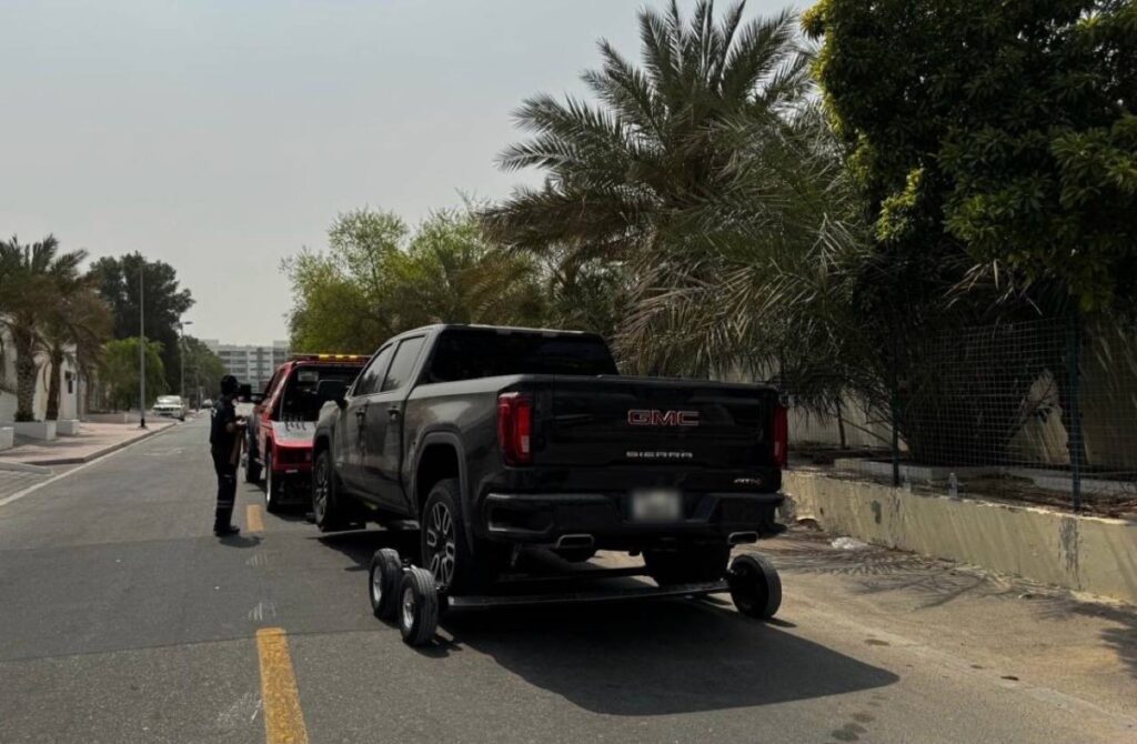 شرطة دبي تدعو أصحاب المركبات إلى تسوية أوضاعهم وتجنب الإجراءات القانونية Al Bayan