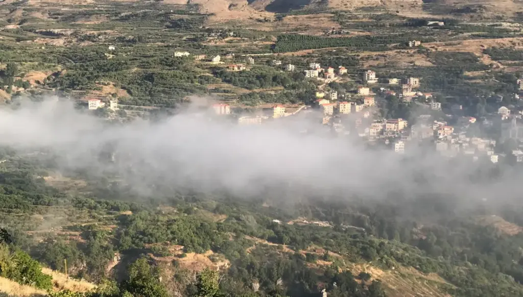 طقس لبنان… ضباب كثيف يلف الجبال والحرارة إلى انخفاض طقس لبنان... ضباب كثيف يلف الجبال والحرارة إلى انخفاض