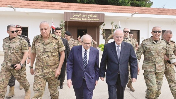 نواف سلام: تعزيز قدرات الجيش اللبناني خيار استراتيجي نواف سلام: تعزيز قدرات الجيش اللبناني خيار استراتيجي