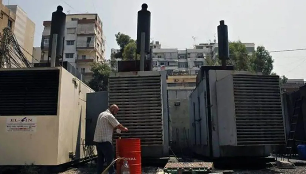 مولد كهربائي.