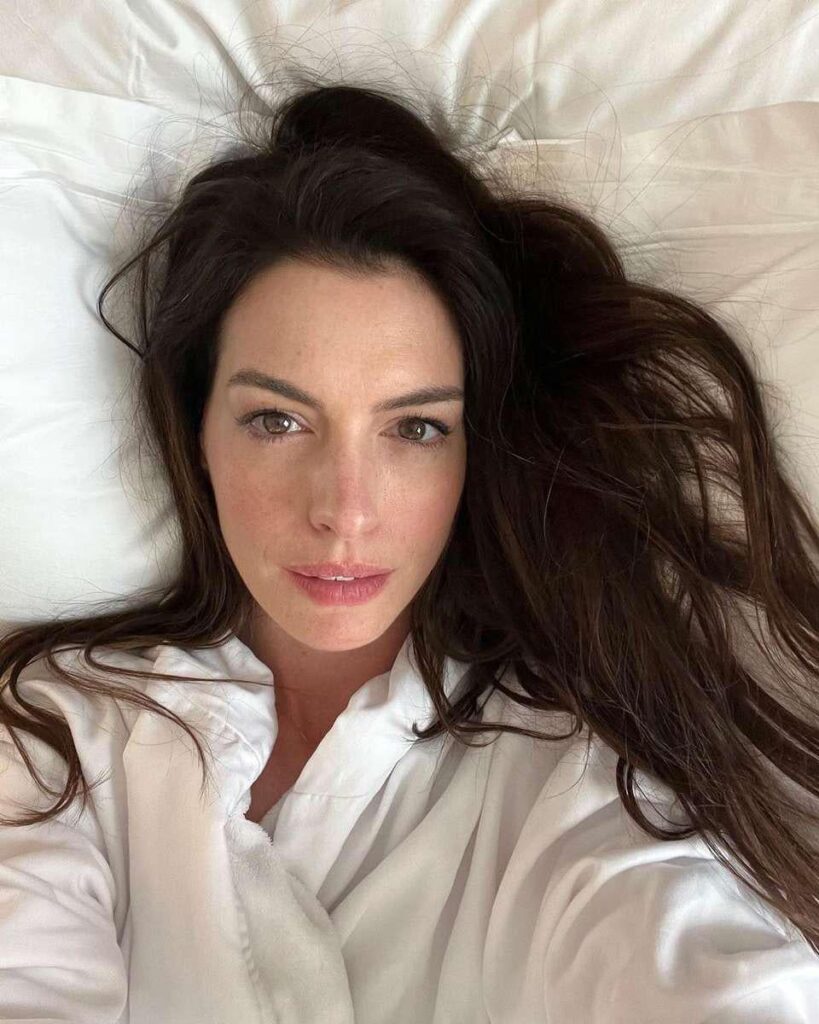 Anne Hathaway