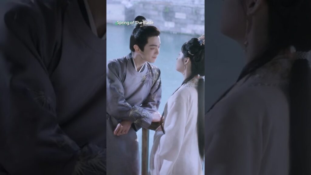 نظرة طويلة منه كانت أقوى من أي كلمة قالها 🤍👀 #springoftheblade #一瓯春 #cdrama #ChineseDrama