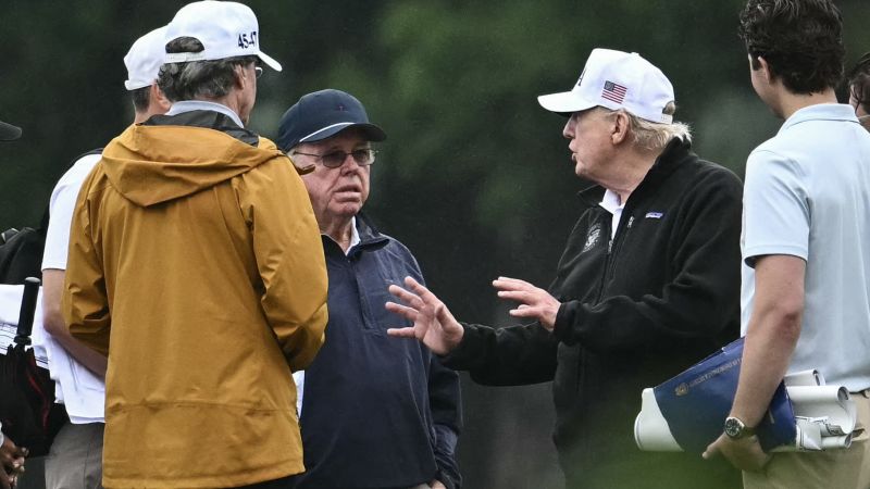وثائق اطلعت عليها CNN تكشف “تكلفة تجديد ملعب الغولف الخاص بترامب” | CNN Arabic وثائق اطلعت عليها CNN تكشف "تكلفة تجديد ملعب الغولف الخاص بترامب" | CNN Arabic