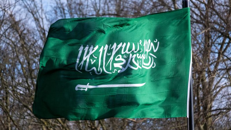 السعودية تعلن اعتراض 6 صواريخ أطلقها الحوثيون الخميس على المملكة | CNN Arabic