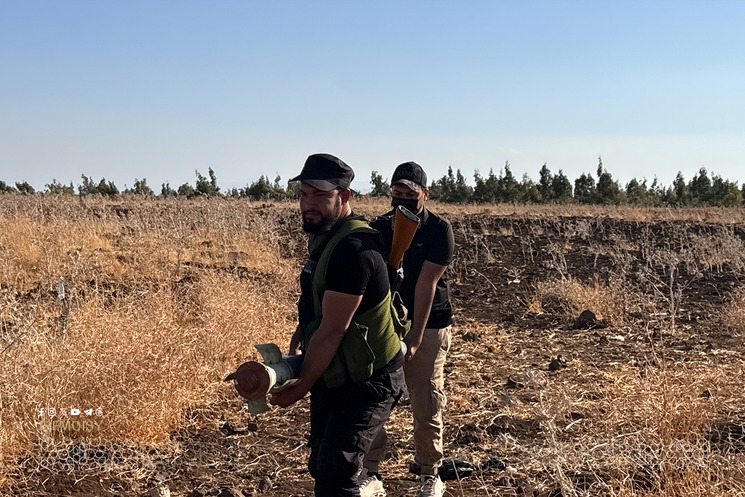 السلطات السورية تعلن الإطاحة بخلية مرتبطة بـ”حزب الله” في درعا السلطات السورية تعلن الإطاحة بخلية مرتبطة بـ"حزب الله" في درعا