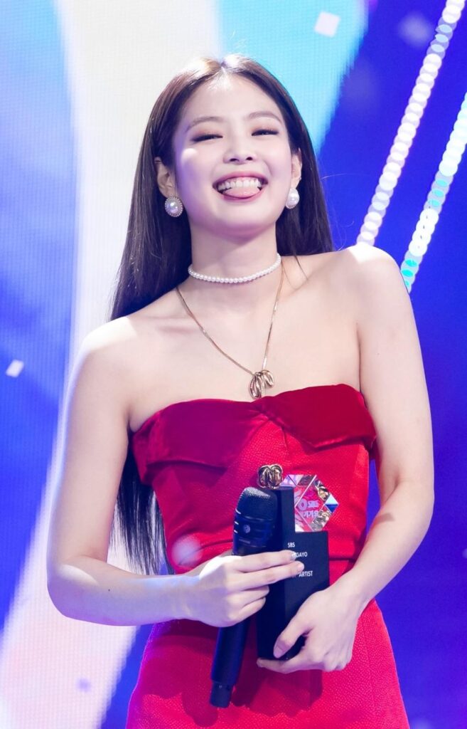 181125 جيني