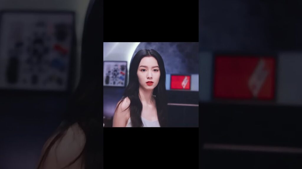 😂😂😂 #LinYi #ZhouYe #الجميع_يحبني #EveryoneLovesMe​ #youku #cdrama #shorts #chinesedrama #romance
