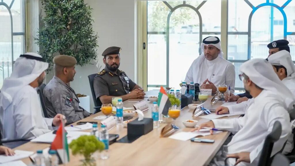 لجنة منافذ الشارقة تبحث تعزيز كفاءة العمل والتكامل بين الجهات لجنة منافذ الشارقة تبحث تعزيز كفاءة العمل والتكامل بين الجهات