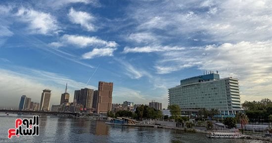 الطقس غدا.. انخفاض بالحرارة وأمطار ببعض المناطق والصغرى بالقاهرة 17 درجة الطقس غدا.. تقلبات جوية وانخفاض بالحرارة وأمطار والعظمى بالقاهرة 27 درجة - اليوم السابع