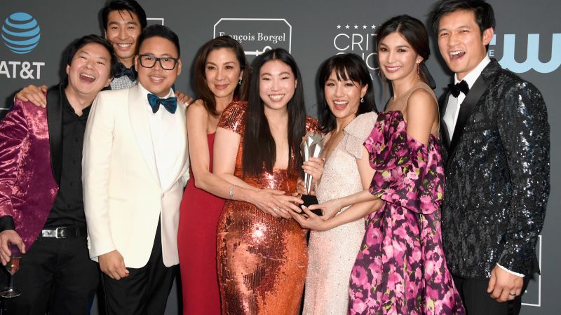 فيلم “Crazy Rich Asians” يتحول لمسلسل بمشاركة نجومه الأصليين | CNN Arabic فيلم "Crazy Rich Asians" يتحول لمسلسل بمشاركة نجومه الأصليين | CNN Arabic