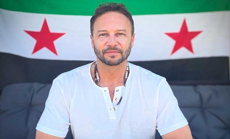 ثنائية بين مكسيم خليل وسلافة معمار بعد 16 عاماً… وأخرى مع باسل خياط في “أزرق أحمر” ثنائية بين مكسيم خليل وسلافة معمار بعد 16 عاماً... وأخرى مع باسل خياط في "أزرق أحمر"