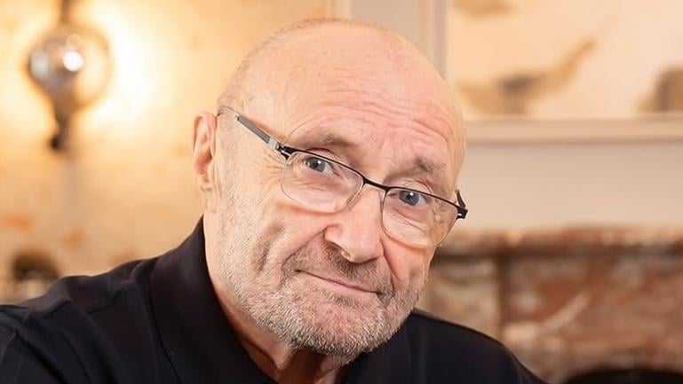 في سن الـ 75… فيل كولينز يكشف عن ندمه الأكبر في سن الـ 75... فيل كولينز يكشف عن ندمه الأكبر