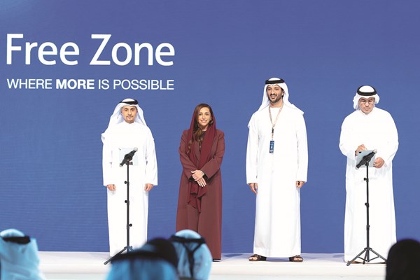 «الاقتصاد والسياحة» و«الشارقة للنشر» توقعان اتفاقية لتعزيز خدمات تسجيل العلامات التجارية