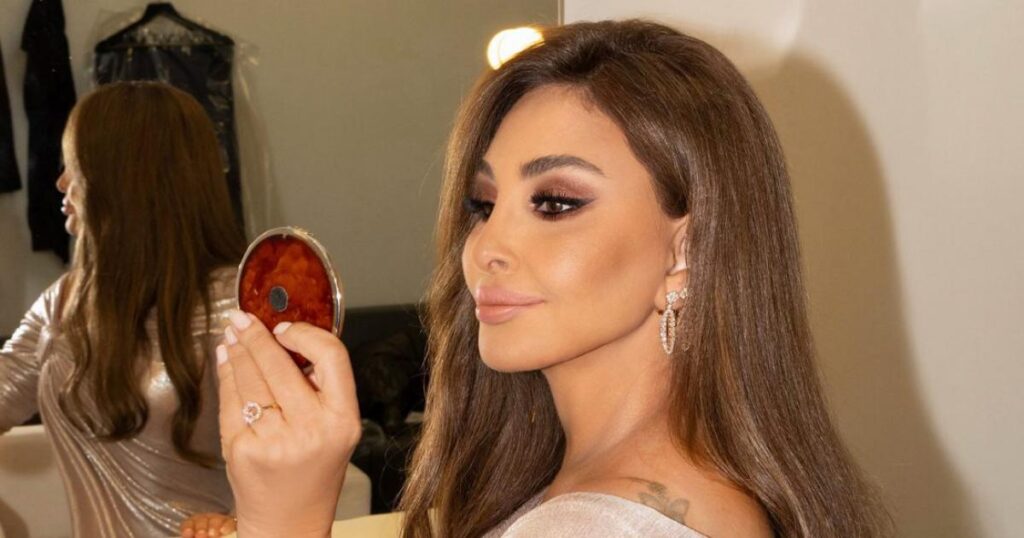 إليسا تكشف مفاجآت ‘ألبوم 14’ إليسا تكشف مفاجآت 'ألبوم 14'
