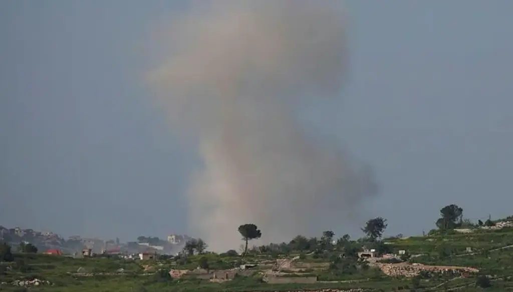 الجيش الإسرائيلي يستهدف يوسف علي الخصون على الحدود السورية اللبنانية الجيش الإسرائيلي يستهدف يوسف علي الخصون على الحدود السورية اللبنانية