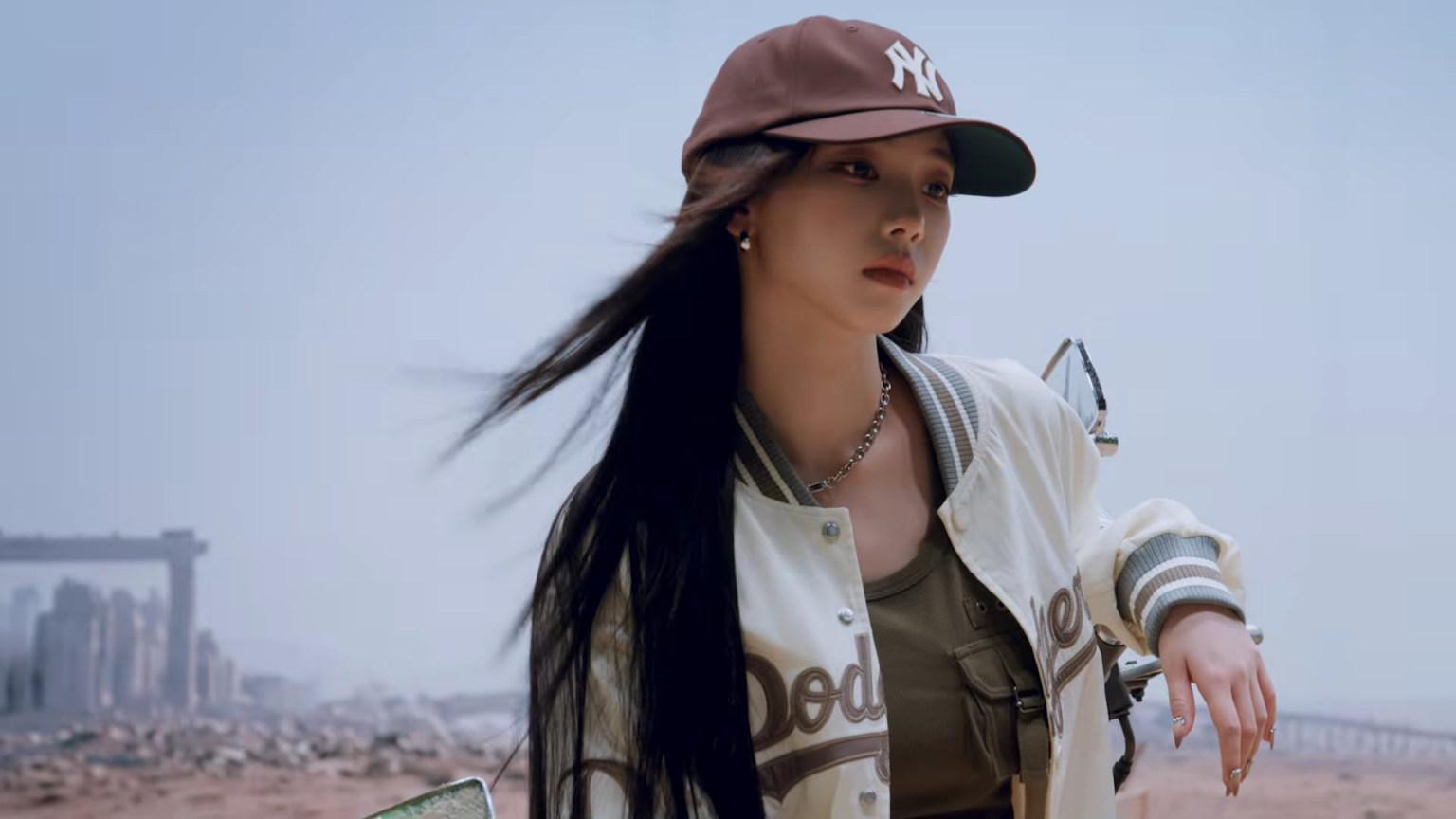 261015 كارينا لمجموعة MLB Korea FW26 (خلف الكواليس)