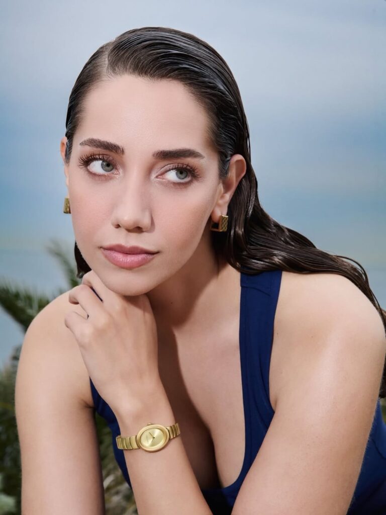 Özge Özacar